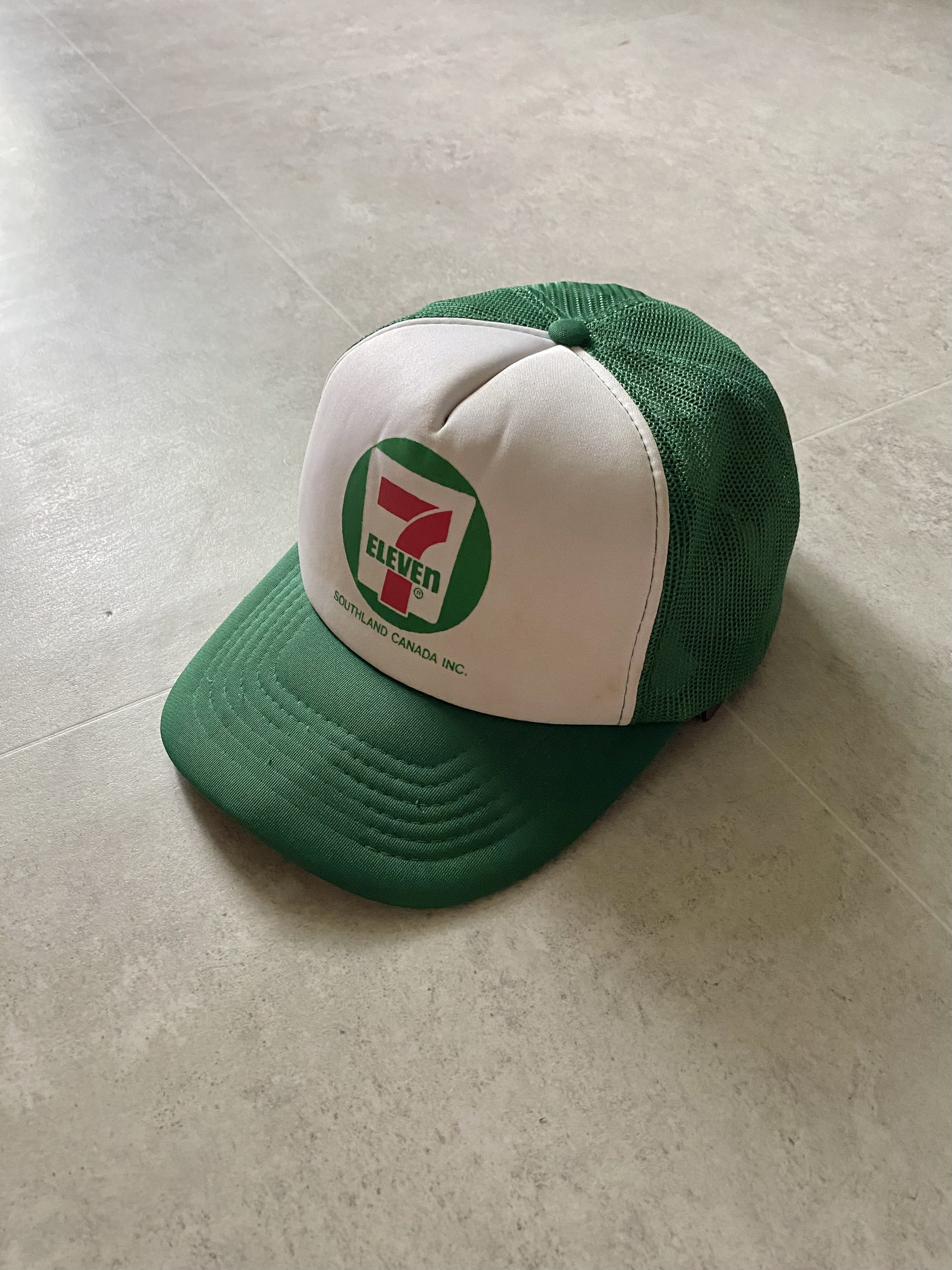 80&#039;s Seven Eleven Convenience Store Snap Back from Canada - 체리피커